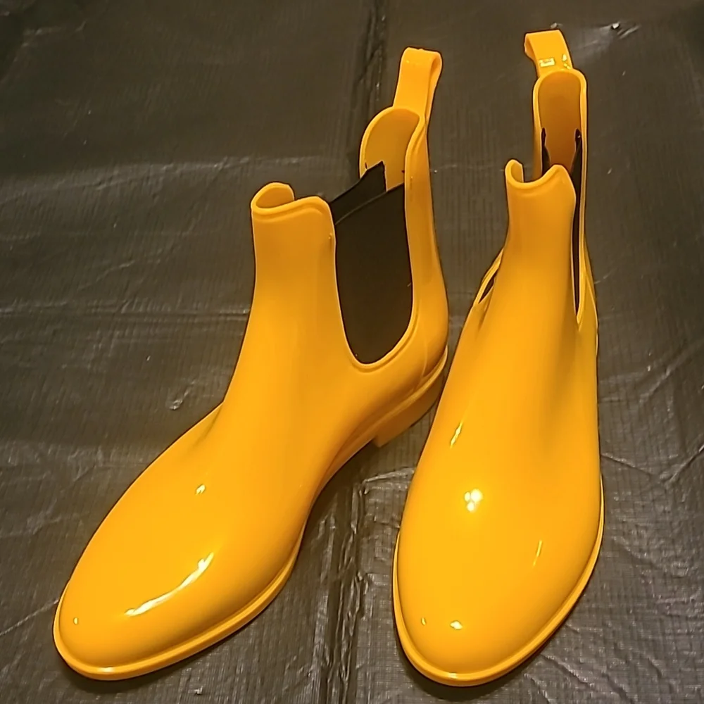 Yellow Ankle Rainboots Size 42